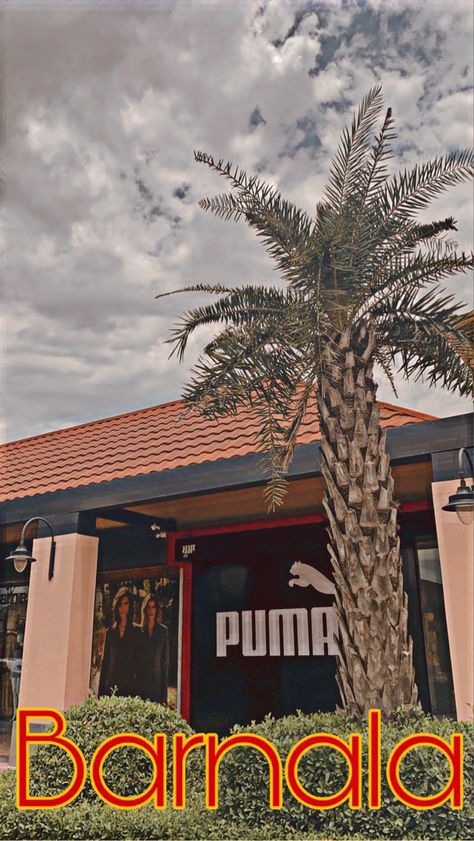 #outlet #barnala#punjab#gedi#bathinda#puma#outlet Barnala Snapchat Stories, Bathinda Snap, Bathinda Snapchat Stories, Ram Ji Photo, Economics Project, Ford Endeavour, Modest Casual, Ram Ji, Snap Streak