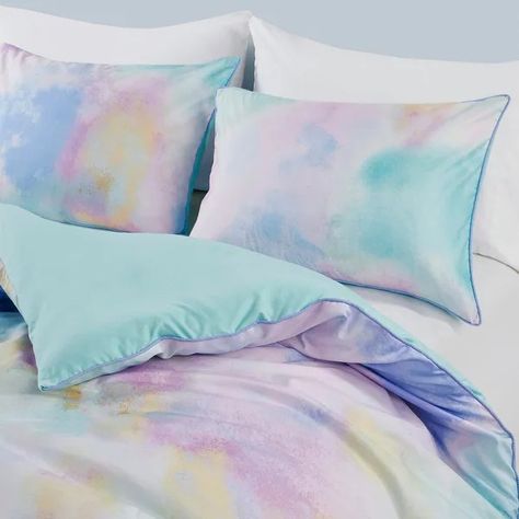 Intelligent Design Karissa Watercolor Tie Dye Printed Comforter Set with Throw Pillow - On Sale - Bed Bath & Beyond - 33583211 Tie Dye Comforter, Luxury Comforter Sets, Watercolor Tie Dye, Velvet Comforter, Blue Comforter Sets, Cozy Throw Pillows, Luxe Bedroom, Twin Xl Comforter, Cozy Pillow