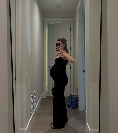 Skims dress, summer pregnancy inspo, maternity style, skims dress outfit, bump style, summer style inspo Bump Style Summer, Soft Lounge Long Slip Dress, Outfit Pregnant, Pregnancy Style, Maternity Inspiration, Long Slip Dress, Long Slip, Summer Pregnancy, Bump Style