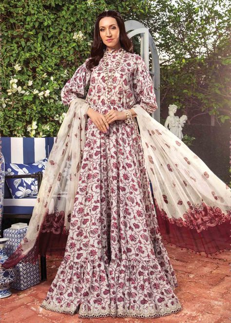 Lawn Dress Design, Cotton Lawn Fabric, Pakistani Designer Suits, Lawn Suit, Lawn Dress, Chiffon Collection, Maria B, Lawn Suits, Pakistani Designers