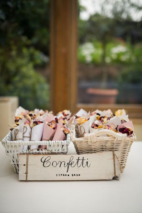 Rustic Wedding Decorations, Diy Confetti, Colorful Wedding Flowers, Wedding Send Off, Wedding Exits, Wedding Confetti, Amazing Diy, Wedding Cake Designs, Cheap Wedding