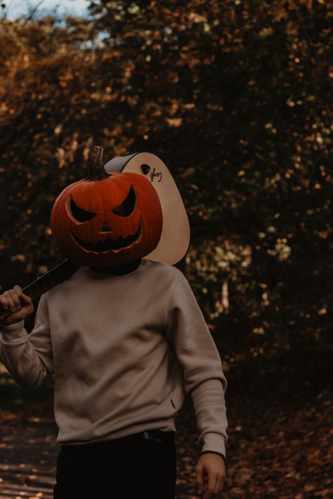 Jackolantern Head Photoshoot, Spooky Photoshoot, Jack O Latern, Boy Dark, Idea For Halloween, Book Edits, Pumpkin Mask, Halloween Men, Men Photoshoot