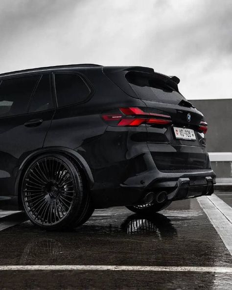 BMW X5M Competition    BMW X5M Competition Black Bmw Wallpapers, Bmw X5m Competition, Bmw Couple, Bmw Rr1000, X5m Competition, M8 Bmw, Photo Tiktok, Bmw X5m, Future Concept Cars