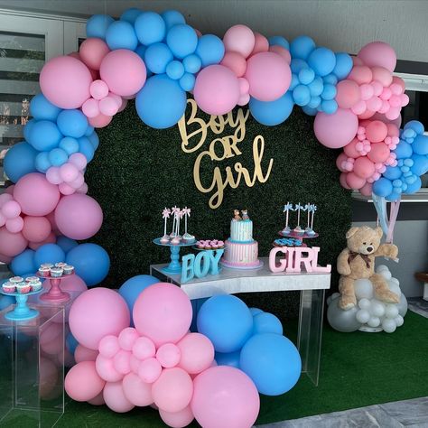 Baby Event, Gender Reveal Decorations, Reveal Parties, Gender Reveal Party, Balloon Garland, Gender Reveal, Balloon Decorations, Baby Kids, Diy Decor