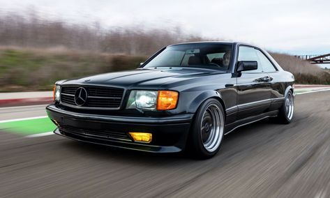 We're all for modern innovations, performance enhancements and creature comforts, but there are still quite a few cool cars from the '80s that we love because it was the era of wide bodies and mean, angular lines. The 1989 Mercedes-Benz 560 SEC AMG Widebody Coupe you see here is the perfect Mercedes Benz 560 Sec Amg, Mercedes Benz 560 Sec, Amg Wallpaper, 560 Sec Amg, Buick Grand National Gnx, Benz Coupe, Mercedes Sec, 560 Sec, Mercedes W126