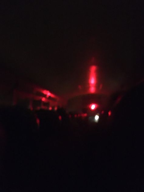 Dark Red Blurry Aesthetic, Red Blurry Aesthetic, Red Widget, Blurry Aesthetic, Edgy Aesthetic, Aesthetic Photography, Dark Red, Brain, Photography