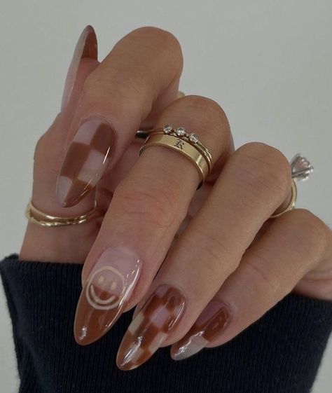 Veuve Clicquot Inspired Nails, Checkered Nails, Queen Style, Gel Mani, Edgy Nails, Nail Ring, Nail Jewelry, Elegant Nails, Beauty Queen