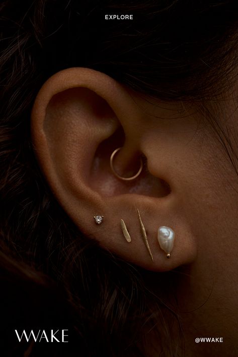 Ear Peircings, Cool Ear Piercings, Pretty Ear Piercings, Cute Ear Piercings, Ear Style, Cute Piercings, Ear Candy, Piercing Tattoo, Ear Jewelry