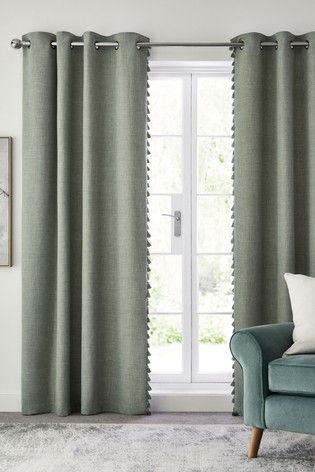 Green Curtains Living Room, Green Curtains Bedroom, Sage Green Curtains, Lounge Curtains, Sage Curtains, Background Minimal, Living Tv, Plain Curtains, Tassel Curtains