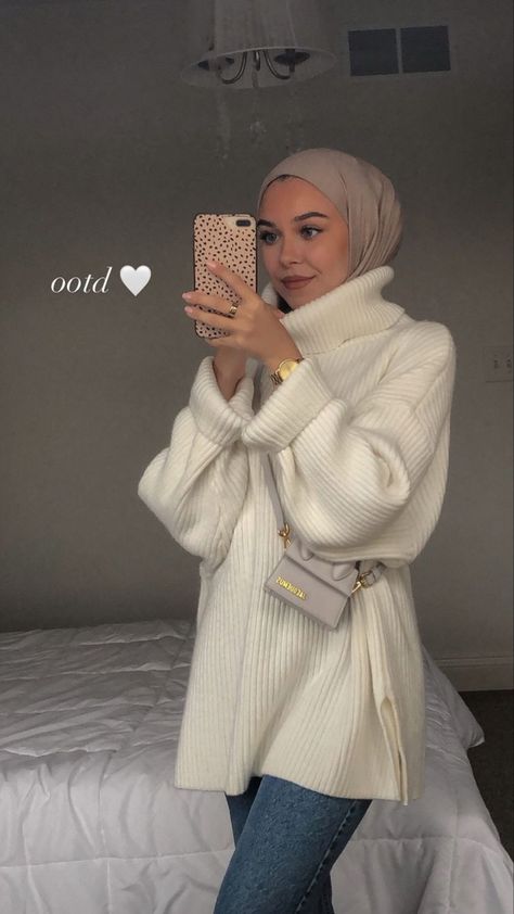 Modest Winter Outfits, Estilo Hijab, Stile Hijab, Street Hijab Fashion, Stylish Hijab, Modest Fashion Hijab, Muslim Outfits Casual, Hijab Style Casual, Winter Fashion Outfits Casual