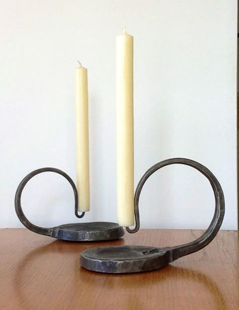 Elegant candlestick holder Homemade Candle Holders, Blacksmithing Projects, Blacksmith Projects, Rustic Candle Holders, Diy Candle Holders, Vintage Candle, Rustic Candles, Metal Welding, Home Decoration Ideas