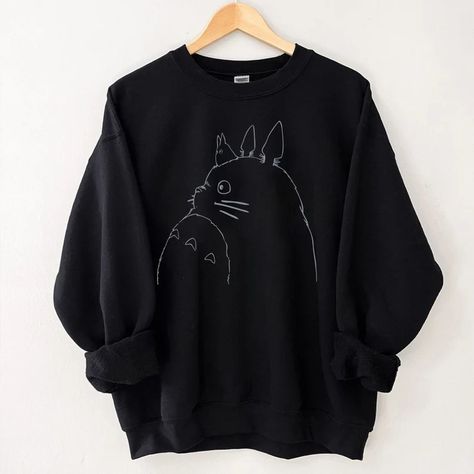 Studio Ghibli Clothes, Ghibli Sweater, Ghibli Products, Ae Outfits, Manifestation List, Totoro Sweatshirt, Ghibli Shirt, Studio Ghibli Shirt, Totoro Shirt