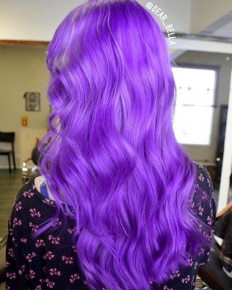 Light Purple Hair Dye, Purple Hair Dye, Exotic Hair Color, Color Cobrizo, Light Purple Hair, Dyed Hair Purple, Creative Hair Color, Purple Shades, Hair Color Purple