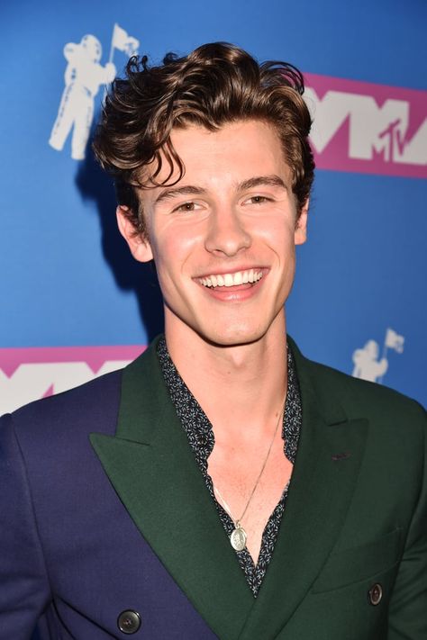 Shawn Mendes at the 2018 MTV VMAs Shawn Mendes 2018, Shaun Mendes, Shawn Mendes Merch, Shawn Mendes Tour, Shawn Mendes Lyrics, Shawn Mendes Quotes, Shawn Mendes Concert, Shawn Mendes Funny, Shawn Mendes Wallpaper