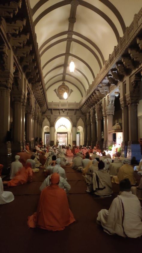 Belur Math, 25 December