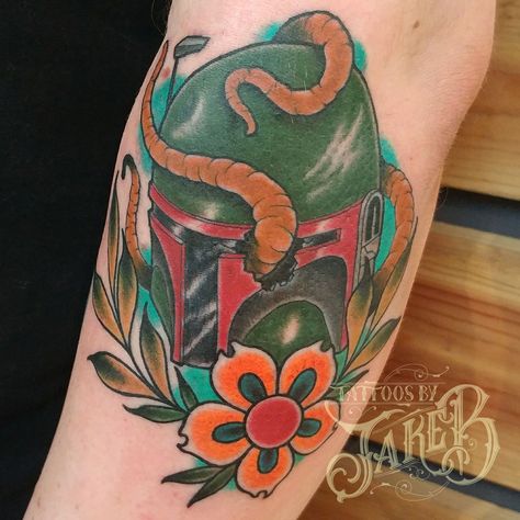 Boba Fett Boba Fett Tattoo, Mandalorian Tattoo, Star Wars Tattoo Sleeve, Helmet Tattoo, Circle Tattoos, Tattoo Magazine, Flash Tattoo Designs, Star Wars Tattoo, Tattoo Magazines