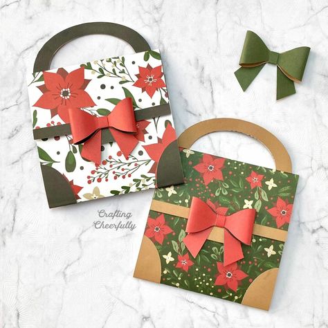 Paper Purse Gift Card Holder Diy, Purse Gift Card Holder Template, Paper Treat Holders, Diy Christmas Place Cards, Cricut Gift Card Holder Svg Free, Gift Card Holder Diy Christmas, Gift Card Holders To Make For Christmas, Christmas Gift Card Holder Ideas, Gift Card Holders Diy