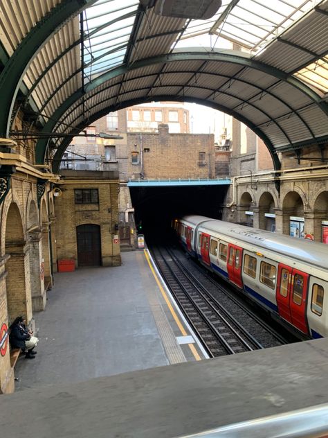 London Vibes, London Dreams, London Aesthetic, London Underground, London Calling, London Photos, London Love, London Life, Edinburgh