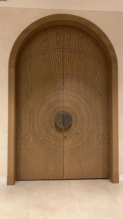 Wabi Sabi Main Door Design, Organic Door Design, African Doors Design, Arch Main Door, Panel Door Design Modern, Arch Door Design, Bali Door, Spanish Doors, Curved Door