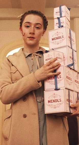 Saoirse Ronan as Agatha in Wes Anderson's 'Grand Budapest Hotel' Lit Aesthetic, Wes Anderson Characters, Wes Anderson Aesthetic, Hotel Budapest, Wes Anderson Style, The Grand Budapest Hotel, Beau Film, Wes Anderson Movies, Wes Anderson Films