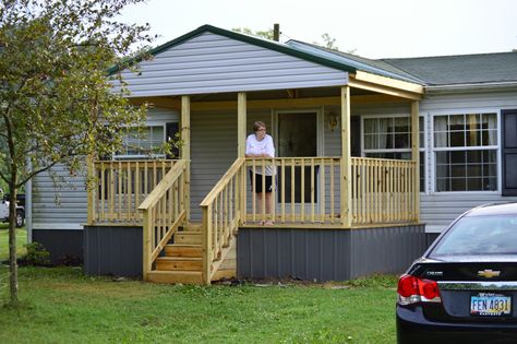 Gable Porch, Mobile Home Porches, Trailer Upgrades, Mobile Home Deck, Hunting Cabins, Manufactured Home Porch, Porch Appeal, Screen Porches, Mobile Home Exteriors