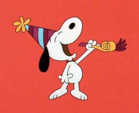 Happy New Year Peanuts New Year, New Years Cartoon, Snoopy New Years, Snoopy Happy New Year Wallpaper, New Years Snoopy, Birthday Snoopy, Snoopy Celebrating, Happy New Year Peanuts Gang, Snoopy Happy New Year