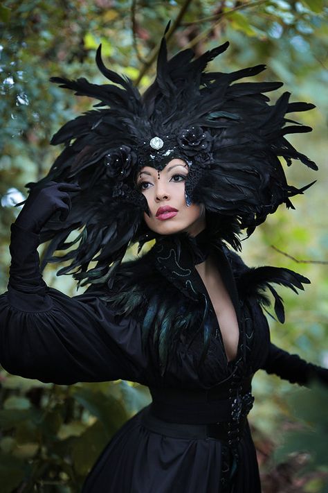 Black Feather Headdress goth fantasy costume by BlackUnicornShop Black Feather Headdress, Raven Headpiece, Raven Headdress, Feather Makeup, Zombie Costume Kids, Raven Costume, Zombie Costume, Masquerade Costumes, Feather Headdress