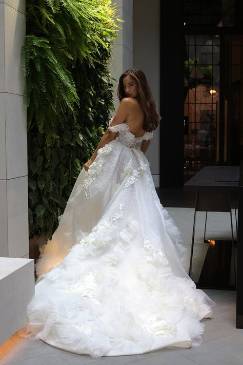 Bride Shower Dress, Pallas Couture Bridal, Shower Dress For Bride, Wedding Dress Off Shoulder, Pallas Couture, Wedding Dresses Princess Ballgown, Bride Shower, Stylish Wedding Dresses, Dress Off Shoulder