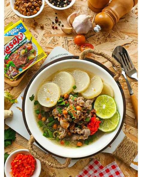 Soto Bandung, Soto Lamongan, Soto Mie, Indonesian Food, Food Photography, Indonesia, Dessert, Ethnic Recipes, Quick Saves