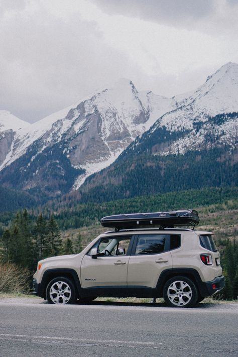 Jeep Renegade & James Baroud Jeep Renegade Trailhawk, High Tatras, Old Jeep, Roof Tent, Lifted Jeep, Jeep Cars, Roof Top Tent, Jeep Renegade, Roof Top