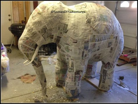 Techie's DIY Adventures: Tutorial on how to make paper mache elephant (almost life size) Diy Glue, Paper Mache Projects, Making Paper Mache, Paper Mache Animals, Paper Mache Clay, Baby Elefant, Paper Mache Sculpture, Paper Mache Art, Paper Mache Crafts