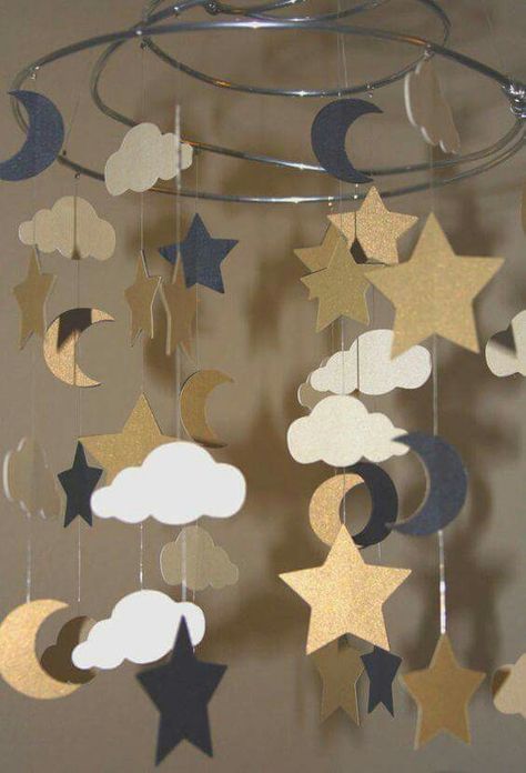 Paper Mobile, Baby Nursery Themes, Diy Bebe, Baby Diy, Craft Time, Baby Boy Nurseries, Nursery Themes, Diy Baby Stuff, Baby Nursery