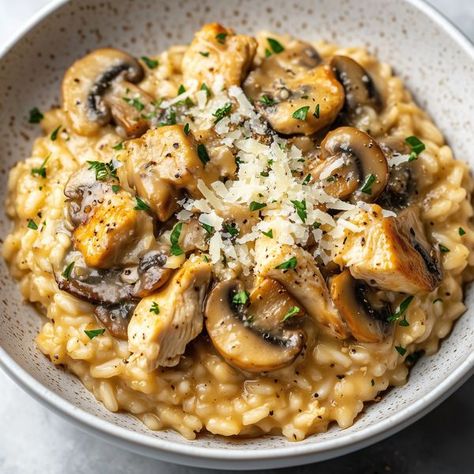 Tasty Recipes & Cooking Ideas by Thalia's Tasty | Creamy Mushroom and Chicken Parmesan Risotto 🍄🧀 | Facebook Risotto With Chicken, Mushroom And Chicken, Chicken And Mushrooms, Creamy Mushroom Chicken, Parmesan Risotto, Creamy Mushrooms, Mushroom Chicken, Chicken Parmesan, Tasty Recipes