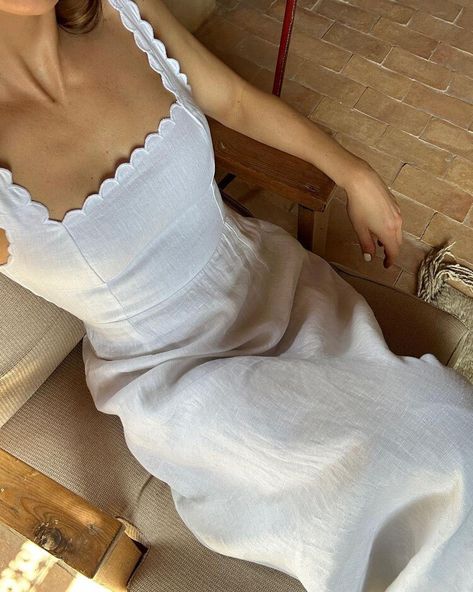 Summer Dress Trends, Summer Vacation Style, White Linen Dresses, Summer Linen, Vacation Style, Little White Dresses, White Summer, White Outfits, Linen Clothes