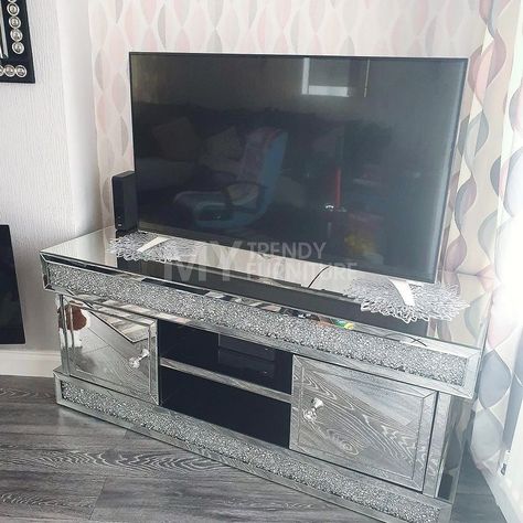 Gorgeous customer photo of the Diamond Crush & Mirror Media Unit 💎 In stock & ready to be delivered within 7 working days or less! Shop this beauty here: www.mytrendyfurniture.co.uk Mirrored Living Room, Baddie Room Ideas, Media Fireplace, Baddie Room, Mirror Console Table, Media Units, Mirrored Sideboard, Classic Mirror, Mirrored Coffee Tables