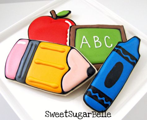 Cute Lunch Boxes, School Cake, School Treats, Creative Cookies, Cookie Inspiration, Iced Cookies, Cute Cookies, School Time, Cookie Art