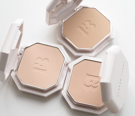 Fenty Beauty Setting Powder, Foundation Fenty Beauty, Fenty Blotting Powder, Fenty Loose Powder, Fenty Powder Foundation, Fenty Beauty Powder Foundation, Shiny Skin, Matte Powder, Foundation Shades