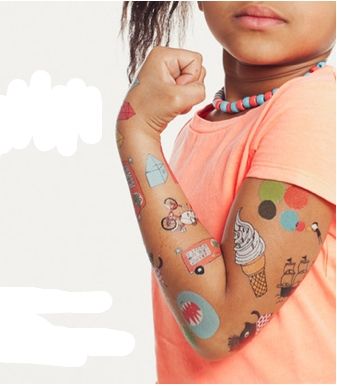 We can hardly believe it’s been two years since we first told you about the launch of the hippest, best-looking temporary tattoos ever made.... Kids Temporary Tattoos, Tattoo Birthday, Non Permanent Tattoo, Tattoo Ideas For Moms, Trendy Tattoo Ideas, Tattoo Kids, Kids Tattoo, Peanuts Party, Es Der Clown