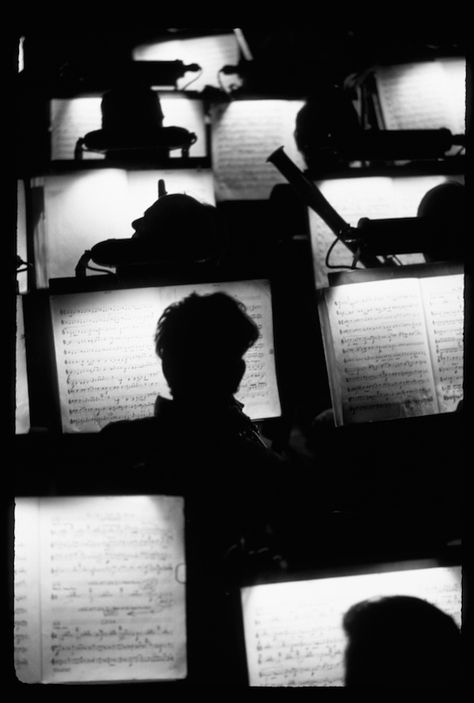 orchestra pit, San Francisco Opera House. ref 1002267 © Fred Lyon fredlyon.com Shadow Silhouette, Music Aesthetic, Black N White Images, Black White Photos, Bw Photo, Sound Of Music, Classical Music, Black And White Photography, Orchestra