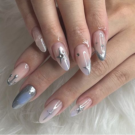 Aesthetic Jelly Nails, Astronomy Nails, Pisces Nails Designs, Silver Nail Art, Silver Nail, Grunge Nails, Blush Nails, Pretty Gel Nails, Cute Gel Nails