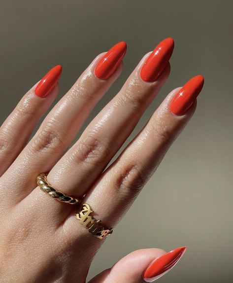 Trendy Orange Nails Almond, Orange Almond Acrylic Nails, Almond Shaped Orange Nails, Long Almond Nails Orange, Neon Orange Acrylic Nails Almond, Cute Red Nails, Trendy Nail Polish, Color For Nails, Fall Manicure