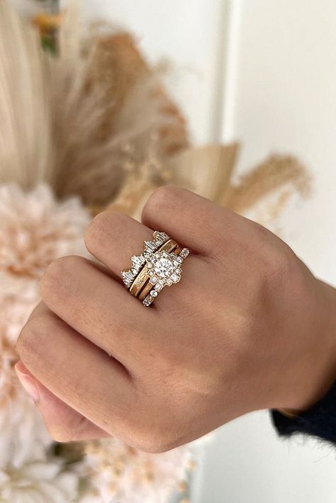 That old-school ring is stunning for your special moment. Can we talk about this beauty? It’s history on your finger! Collect it to your jewelry ideas. School Rings, Can We Talk, Elegant Engagement Rings, Sparkle Earrings, Bridal Bands, Timeless Wedding, Bridal Accessories, Jewelry Ideas, Mother Of The Bride