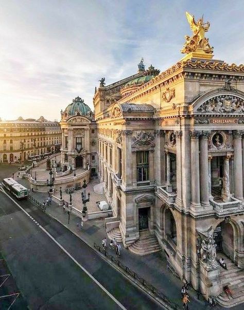 Tartarian Architecture, Opera Garnier Paris, Paris Country, Charles Garnier, Paris Opera House, Opera Garnier, France Aesthetic, Paris Wallpaper, Rome Antique