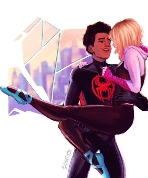 Miles And Gwen, Spider Gwen Art, Spiderman And Spider Gwen, Marvel Couples, Tv Show Couples, Miles Morales Spiderman, Couples Comics, Spiderman Spider, Love Is When