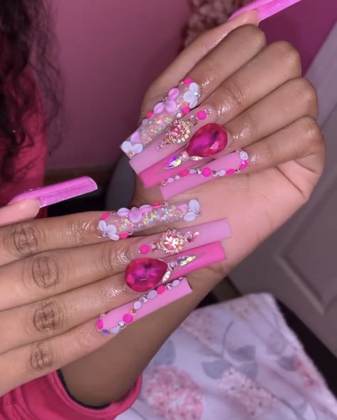 Bedazzled Nails, Nail Polish Blue, Thermal Nail Polish, Thermal Nails, Nail Art Stripes, Cute Acrylic Nail Designs, Long Acrylic Nails Coffin, Really Cute Nails, Acrylic Nails Coffin Pink