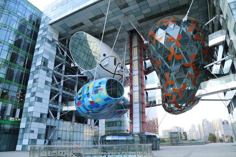 China more open to new architecture than risk-averse UK, says British architect Will Alsop. Hanging Building Architecture, Suspended Structure Architecture, Hanging Building, Suspended Architecture, Hanging Architecture, Pod Architecture, Parasite Architecture, Bar Architecture, Open Space Architecture