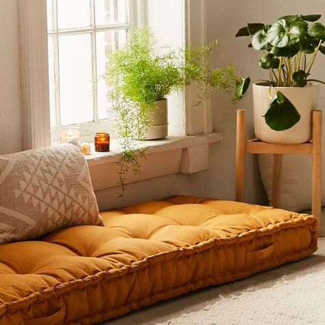 French Mattress, Daybed Cushion, Daybed Design, Wooden Sofa Set Designs, Bathroom Decor Colors, Small Couch, Mattress On Floor, Upholstered Daybed, Sofa Set Designs