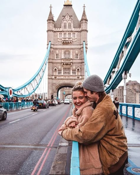 London Photo Ideas, London Couple, Be With Someone Who, Photoshoot London, London Photoshoot, London Bucket List, London Baby, London Pictures, Couple Style