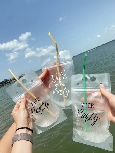 Bachelorette Party Favors Diy, Beachy Bachelorette Party, Bachelorette Kit, Beach Bachelorette Party Favors, Bachelorette Drink, Drink Pouches, Bridal Expo, Vegas Bachelorette, Bachelorette Party Beach