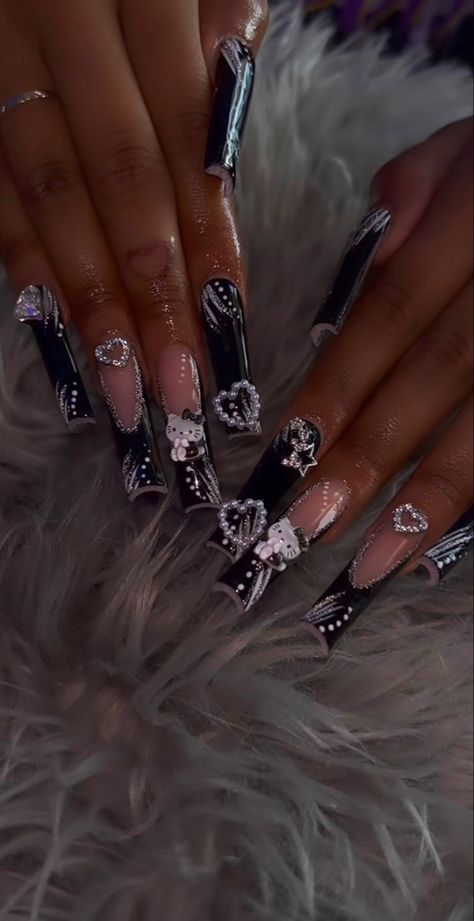 Long Nails With Charms Y2k, Birthday Nails Aquarius, Long Nails With Charms, Insta Baddie Nails Acrylic, Baddie Nails Instagram, Baddie Birthday Nails, Designs Y2k, Soul Tie, Nails After Acrylics